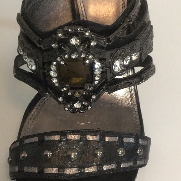 Pelle Moda Sandals - Picture 2 of 6